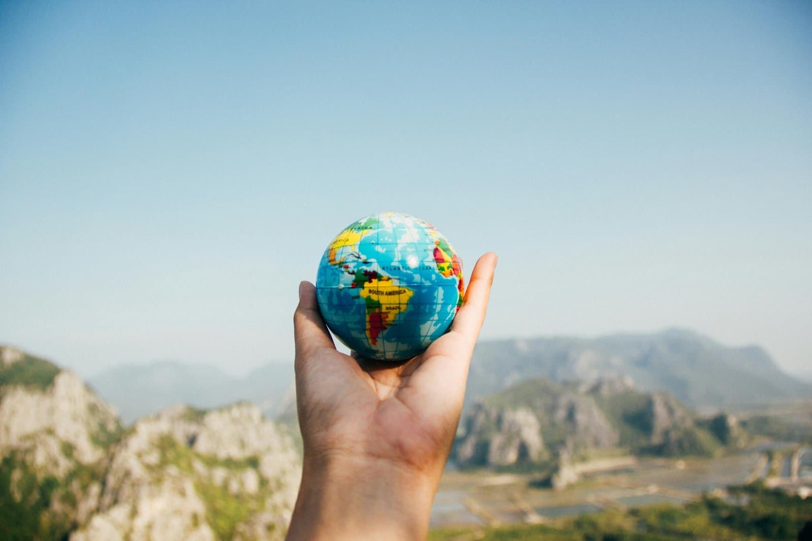 Creating Unforgettable Experiences Delivering Top-Quality Customer Service (Levels 1, 2, and 3)