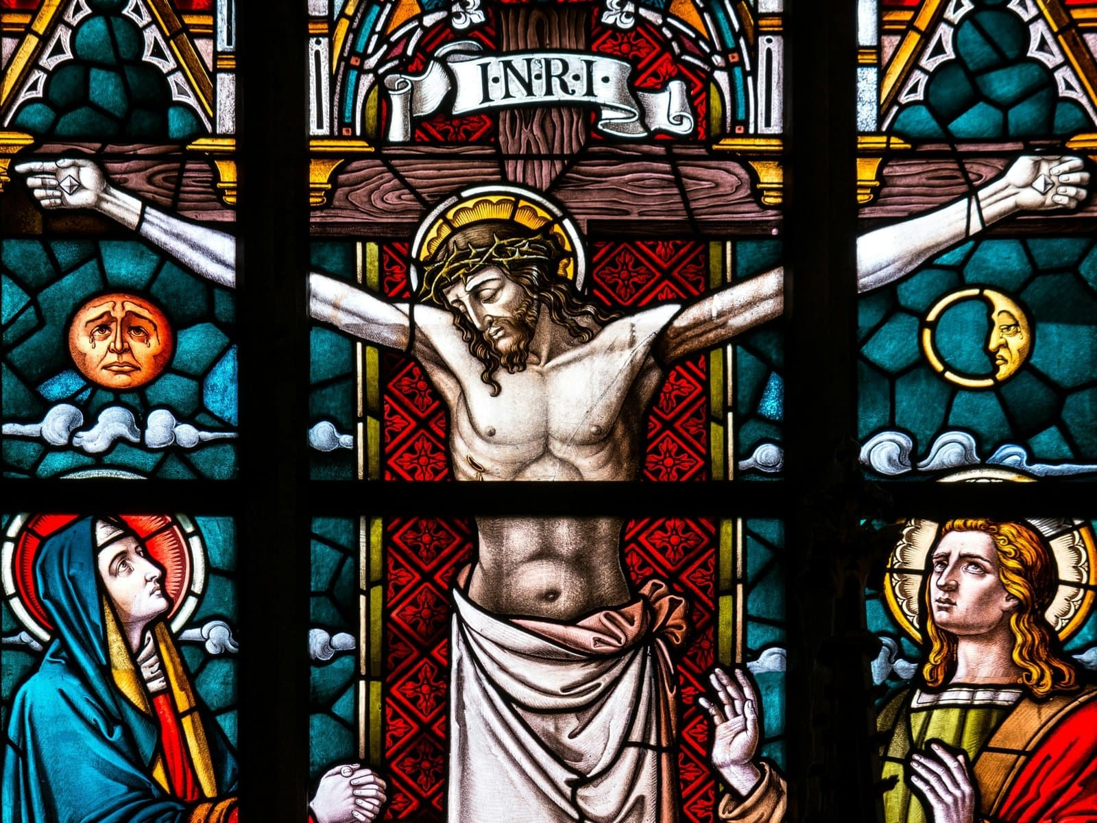 14 April: Holy Week. Opportunity to strengthen business strategy in Cyprus.