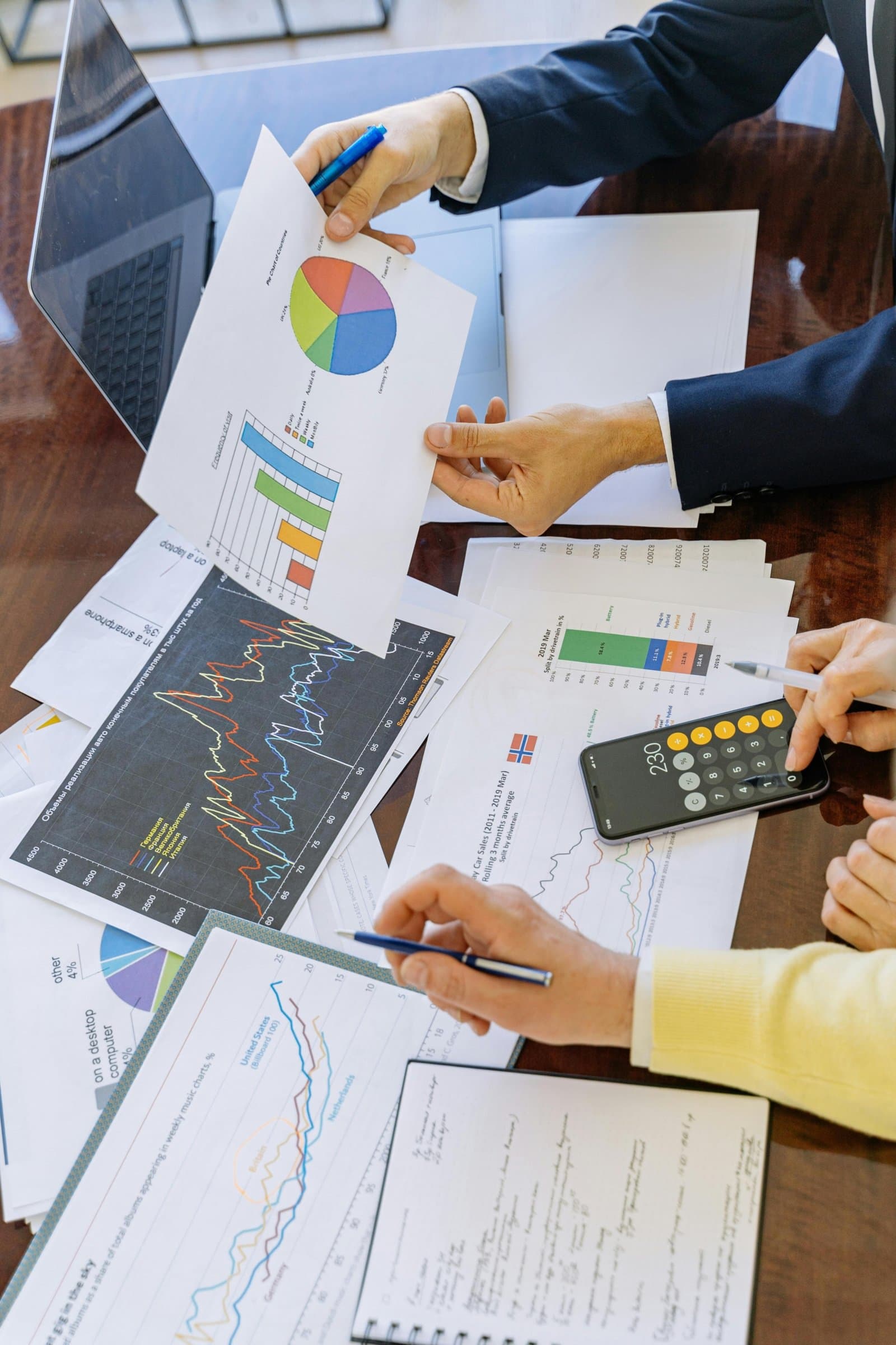 “Business consultants in Cyprus analyse business trends for 2025: What should be expected by Cypriot businesses” Focus: Emerging technologies, market trends and economic forecasts in Cyprus and Europe.